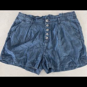 American Eagle paper bag shorts
